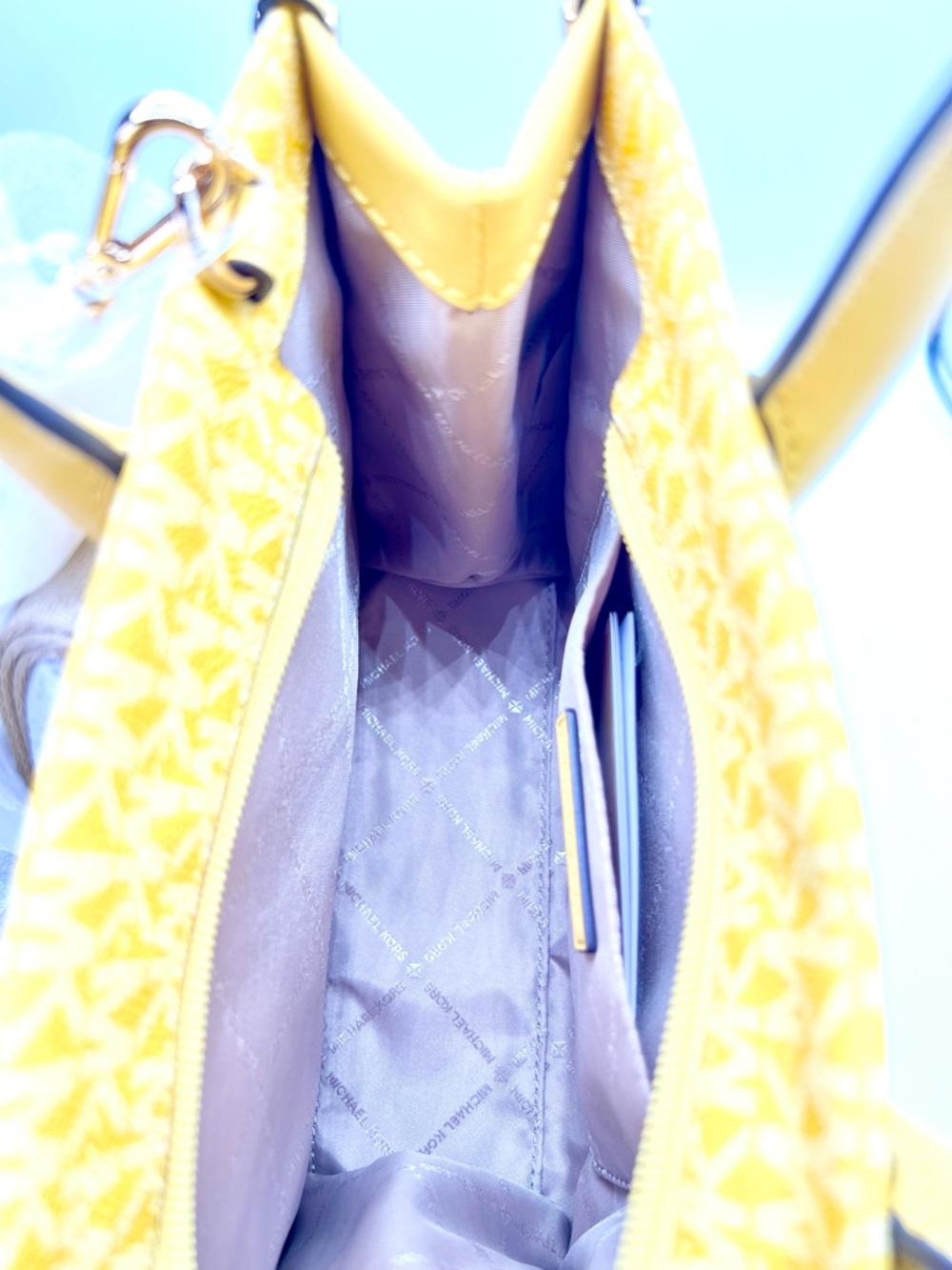 Michael Kors Mirella Small Satchel in Daisy Yellow Leather & Canvas - Picture 6 of 11
